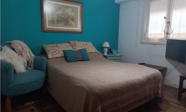Chalet 4 ambientes/ Barrio Chauvin