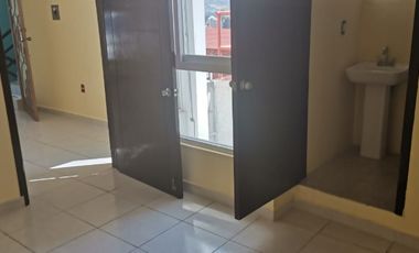 SE RENTA ESPACIO PARA OFICINAS EN COL. REFORMA, CALLE JAZMINES SEGUNDO NIVEL