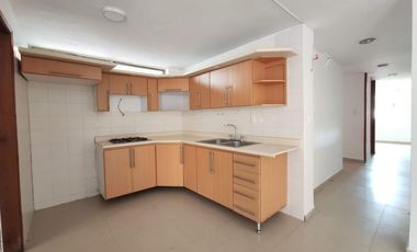 casa en venta en la riviera. Cod V17163