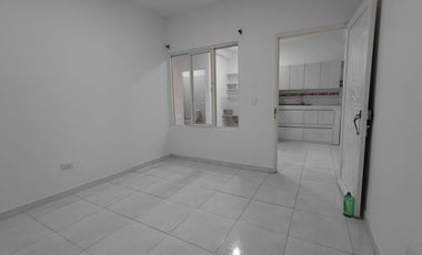 apartamento en arriendo en las américas. Cod A126219