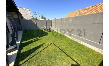 SE VENDE TOWNHOUSE EN PEÑALOLEN