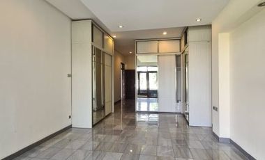 DIJUAL RUMAH di Jl KEMANG SELATAN, JAKSEL