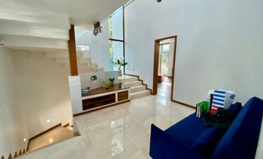 Exclusiva residencia de lujo en venta en El Cielo Country Club