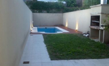 Triplex en venta en Quilmes Oeste