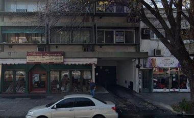 VaqueraPropiedades vende cochera en La Lucila.