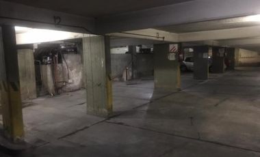 VaqueraPropiedades vende cochera en La Lucila.
