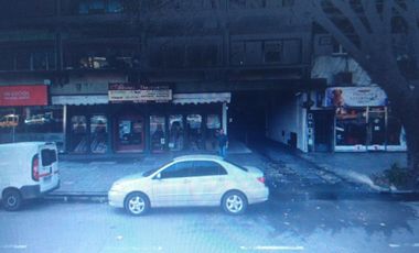 VaqueraPropiedades vende cochera en La Lucila.