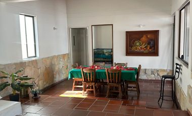 VENTA CASA EN CONJUNTO CAMPESTRE CON APARTAMENTO INDEPENDIENTE. PIEDECUESTA. PARCELA 1572 m2. Cod V8960