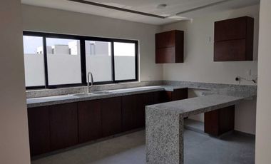 CASA NUEVA EN VENTA FRACCIONAMIENTO LAS PALMAS GREEN EN MEDELLIN DE BRAVO