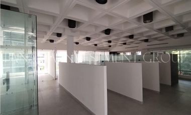 SE VENDE EDIFICIO COMERCIAL EN OBARRIO - 6517DA