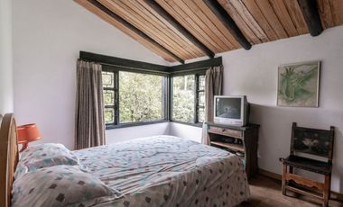 casa en venta en la calera. Cod V9446