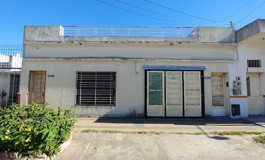 Casa para 2 Familias en venta en Monte Chingolo