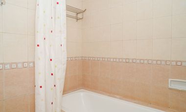 Apartemen Hampton Park