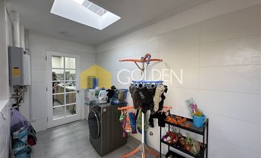 Casa en arriendo de 3 dormitorios Lo Barnechea Huinganal