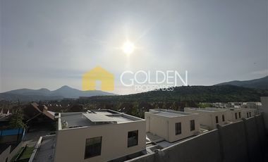 Casa en arriendo de 3 dormitorios Lo Barnechea Huinganal
