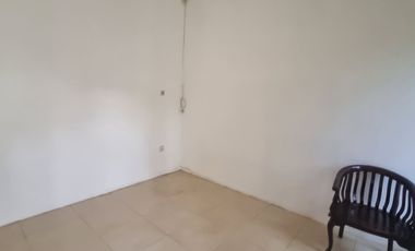 Rumah LB 180 Hadap Selatan 10 Menit ke Mall Pesona Square J-46004