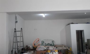 Local En Venta, Defilippi 1300 Ituzaingo.