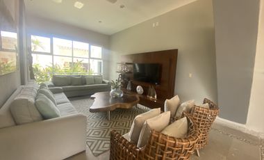 EN ACAPULCO PENTHOUSE TOTALMENTE REMODELADO  VENTA