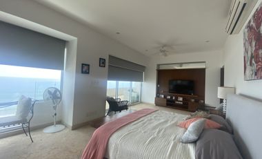 EN ACAPULCO PENTHOUSE TOTALMENTE REMODELADO  VENTA