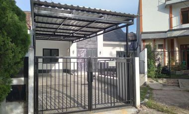 Dijual Rumah Nusaloka BSD City Blok H Lokasi Strategis Di Depan Taman
