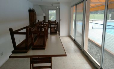 ESPECTACULAR TERRENO CON CANCHA DE TENIS