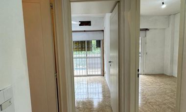 Excelente tres ambientes de categoría en venta