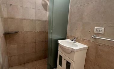 Excelente tres ambientes de categoría en venta