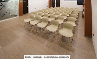 edificio en arriendo en maldonado. Cod A5062