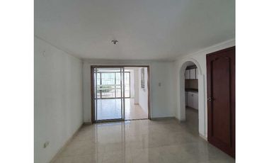 SE ARRIENDA CASA BARRIO LOS CORTIJOS USO RESIDENCIAL - COMERCIAL