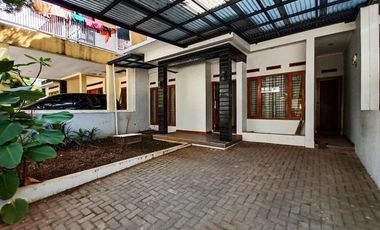 Di Sewakan Rumah Cluster Siap Huni 4 Kamar di Antapani, Bandung