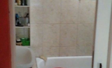 LATORRE PROP. VENDE CASA DE 3 AMBIENTES C/ LOCAL Y DUPLEX AL FONDO -