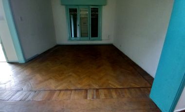 Casa en venta en Quilmes Este