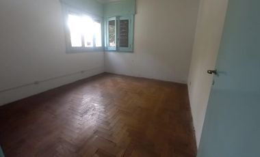 Casa en venta en Quilmes Este