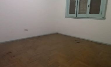 Casa en venta en Quilmes Este
