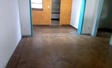 Casa en venta en Quilmes Este