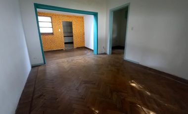 Casa en venta en Quilmes Este