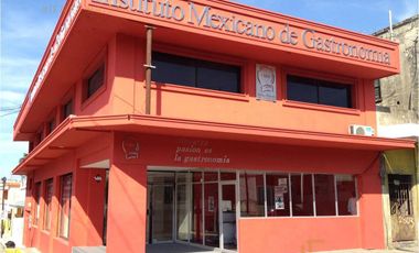 Edificio en Venta en Col. Lauro Aguirre, Tampico Tamaulipas.