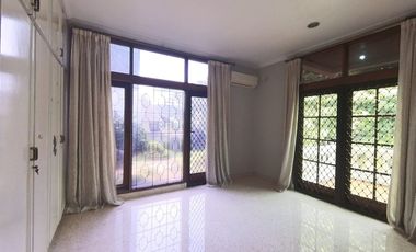 Rumah Jl Sekolah Duta, Pondok Indah, Jakarta Selatan