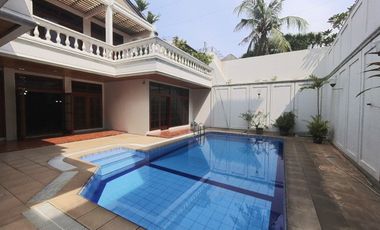 Rumah Jl Sekolah Duta, Pondok Indah, Jakarta Selatan