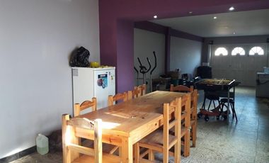 VENTA - TAPIALES - CASA 7 AMB - COD 875