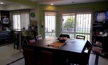 VENTA - TAPIALES - CASA 7 AMB - COD 875