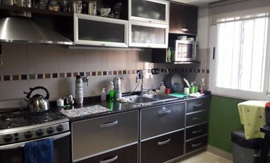 VENTA - TAPIALES - CASA 7 AMB - COD 875