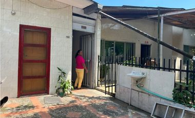 Vendo casa en leticia