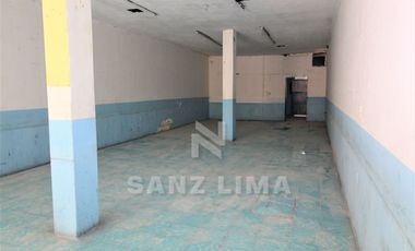 CENTRO: PROPIEDAD COMERCIAL PARA FARMACIA FERRETERÍA  O NEGOCIO DE COMIDA.