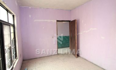 CENTRO: PROPIEDAD COMERCIAL PARA FARMACIA FERRETERÍA  O NEGOCIO DE COMIDA.