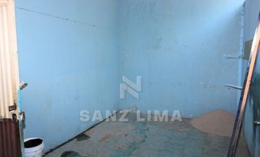CENTRO: PROPIEDAD COMERCIAL PARA FARMACIA FERRETERÍA  O NEGOCIO DE COMIDA.