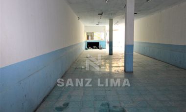 CENTRO: PROPIEDAD COMERCIAL PARA FARMACIA FERRETERÍA  O NEGOCIO DE COMIDA.