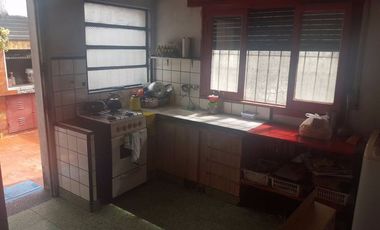 Casa PH en venta en Moron Sur
