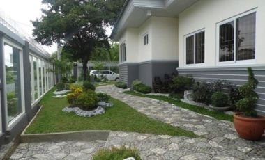 Elegant Spacious Bungalow House with 4 Bedroom for sale in A