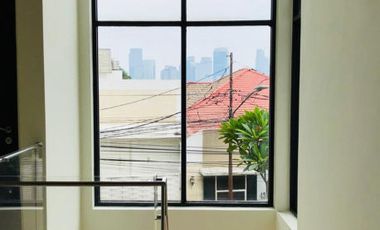 DIJUAL RUMAH / TOWNHOUSE MODERN di Jl BANGKA, KEMANG dkt MAMPANG